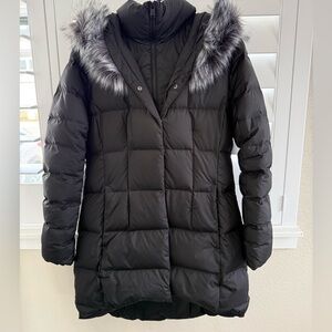 The North Face Women’s Dealio Down Parka Black, L